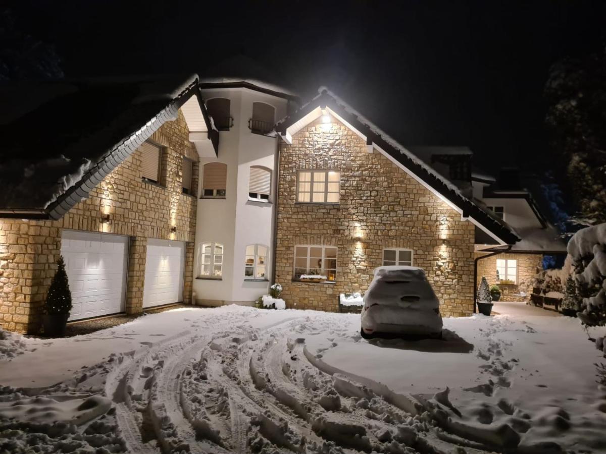Ferienwohnung Am Groelisbach Roetgen Bagian luar foto
